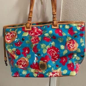 dooney and bourke I have not received my purchase of the blue pinta bag I bought